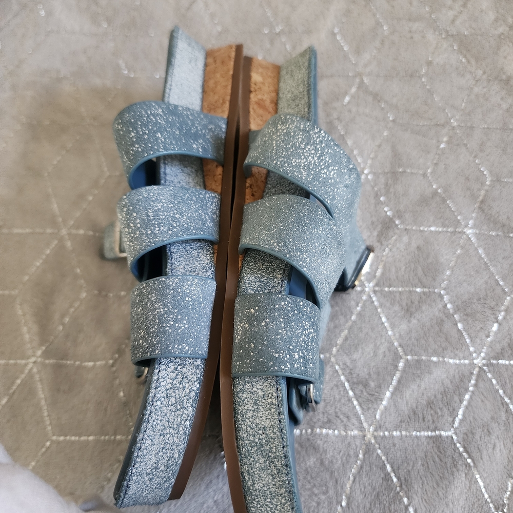 VINCE CAMUTO | Blue Slide Sandals - Picture 3 of 13